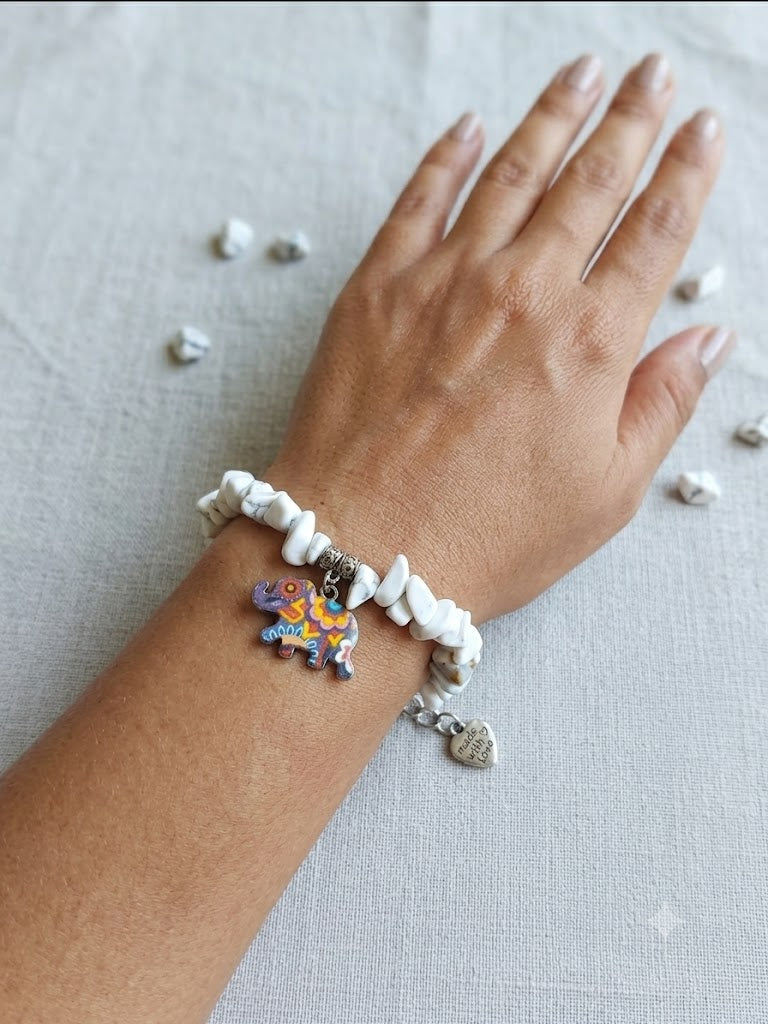 Boho Vibrant Elephant Howlite Chip Bracelet